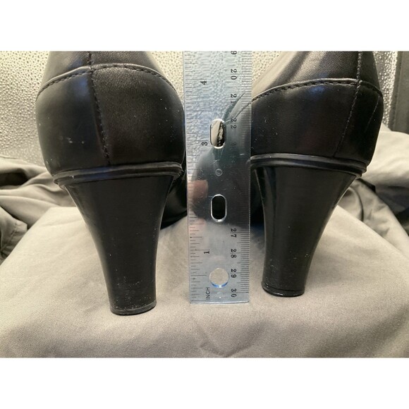 Joan & David CIRCA 7 M CJSKIP Black LEATHER Ankle Booties Boots~Gently Used - Picture 7 of 11
